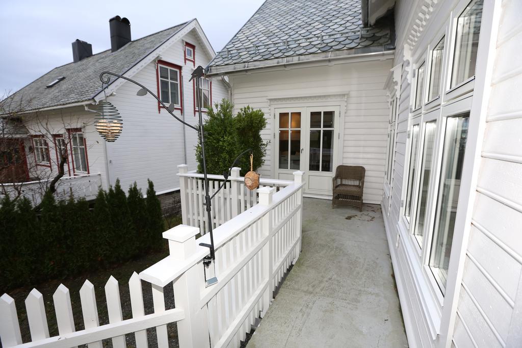Alnes Gard Apartment Alesund Exterior photo